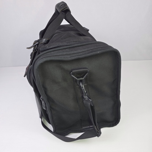 TUMI Alpha Weekend Bag Carry-On Duffle Black Ballistic Nylon 18"x 7"x 11" 221D3 - Picture 4 of 14